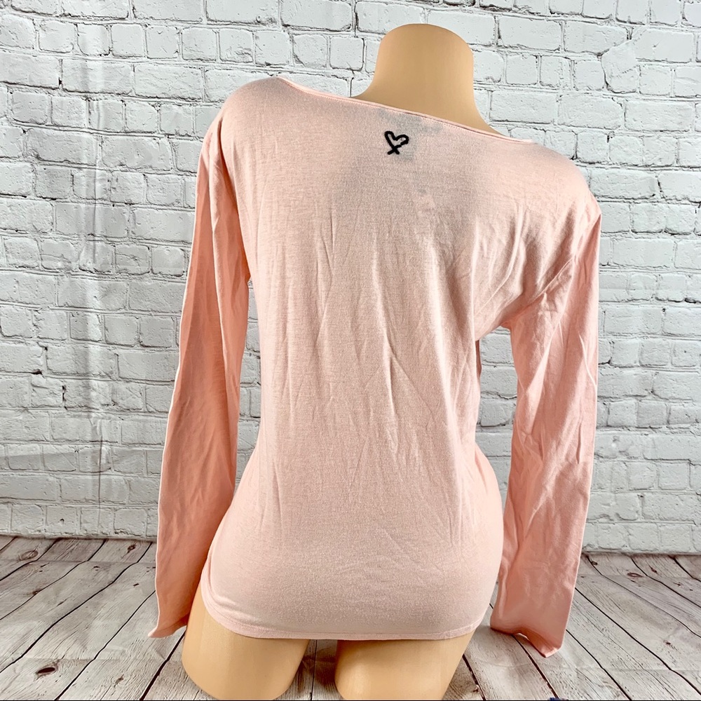 VS Victoria’s Secret LOVE Bling Lounge Shirt - Picture 6 of 8